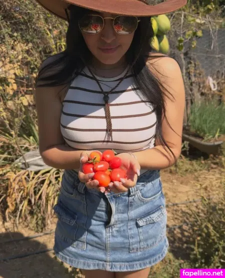 Bruna Agnes OnlyFans Thumbnail #21kjvKuZoQ