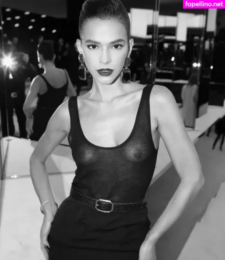 Bruna Marquezine OnlyFans Thumbnail #bg4EH6blVW
