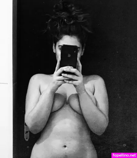 Bruna Massarelli OnlyFans Thumbnail #IpuQ6x0NwW