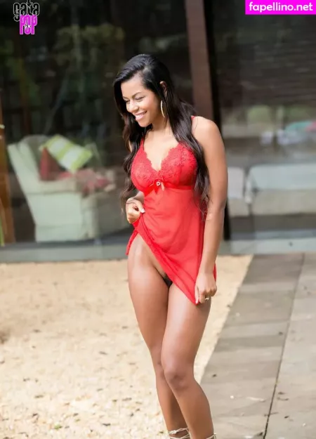 Bruna Valentim OnlyFans Thumbnail #URTZrJ11pH