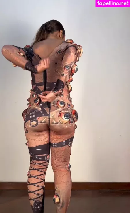 Bruna16 OnlyFans Thumbnail #UqyRYN3mM0