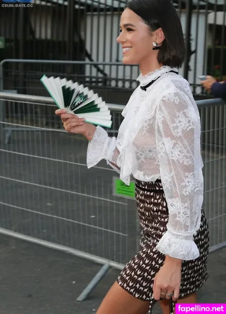 Brunamarquezine Main Profile Photo