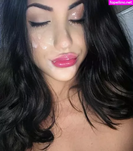 Brunasantos OnlyFans Thumbnail #ZYwQBGhsz8