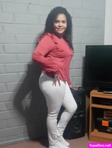 Brunette 44 OnlyFans Thumbnail #yOrm9c3l5p