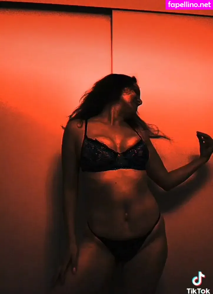 brunette_beauty86, mixed_beauty86 Nude Leaked OnlyFans Photo #len4nMRHT8