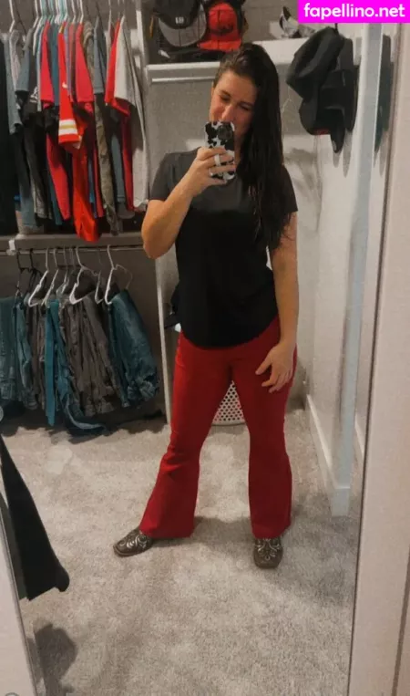 Brunettebombshell13 OnlyFans Thumbnail #ZK5f6BmlND