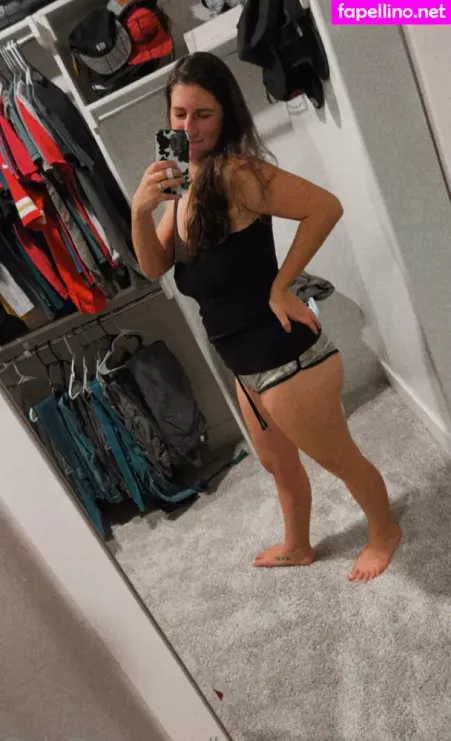 Brunettebombshell13 OnlyFans Thumbnail #lb2g2feAau