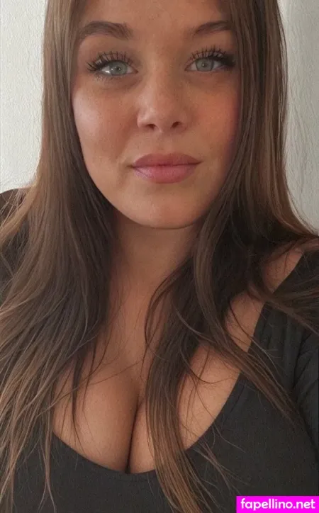 Brunettebombxx OnlyFans Thumbnail #zd95sIqMXy