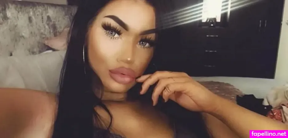 Brunettebooty34 Main Profile Photo