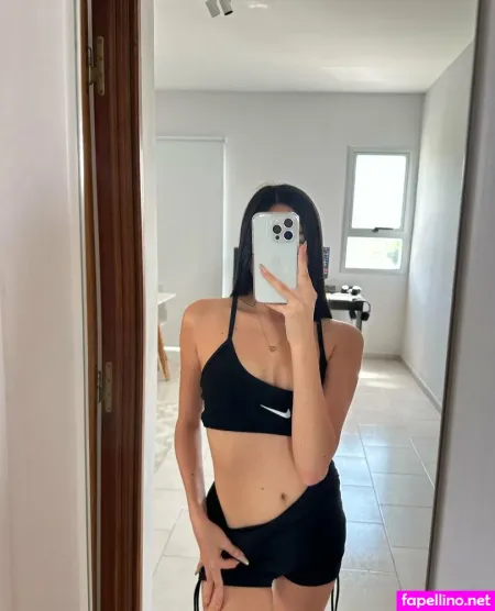 Brunettemiaa OnlyFans Thumbnail #IE4uZKenq1