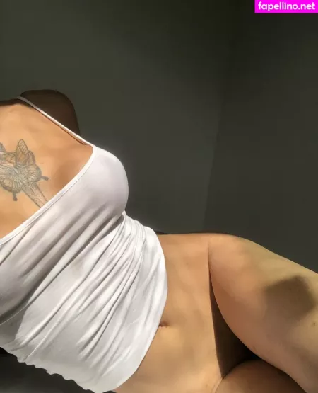 Bruninhatgirl 1 OnlyFans Thumbnail #CXKbyZLlsW