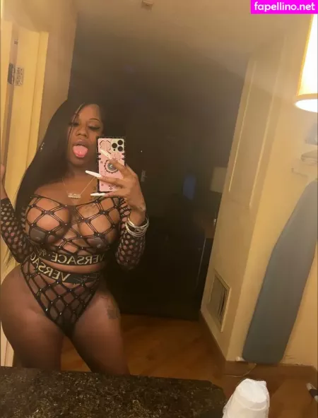 Bubbleazzasia OnlyFans Thumbnail #QmBUWyUTfc