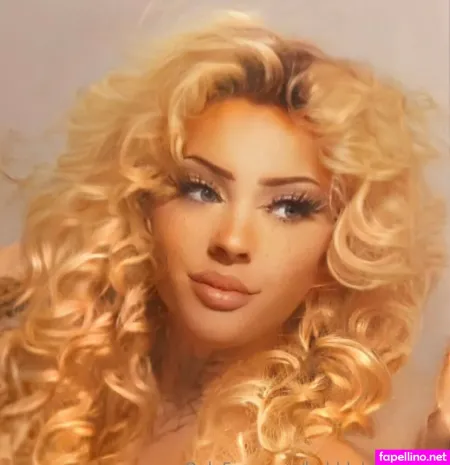 Bubblebuttblondi OnlyFans Thumbnail #gFwM538gU6