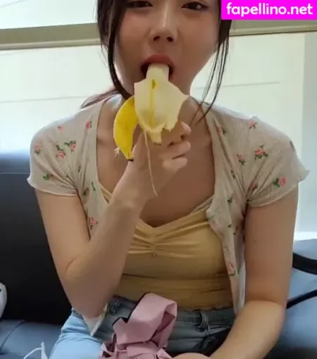 Bubbly Live OnlyFans Thumbnail #y1AIgmK1wz