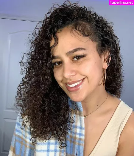 Bugzyy P OnlyFans Thumbnail #1RHXGVTbkI