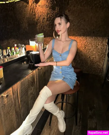 Bulochka Kat OnlyFans Thumbnail #3cxnt4adkz