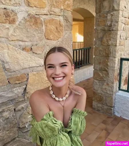 Bund Leonie 4 OnlyFans Thumbnail #uTJV3AYdwk