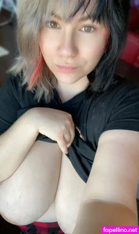 Bunniegloomxx 10 OnlyFans Thumbnail #FMIr6ut3kv