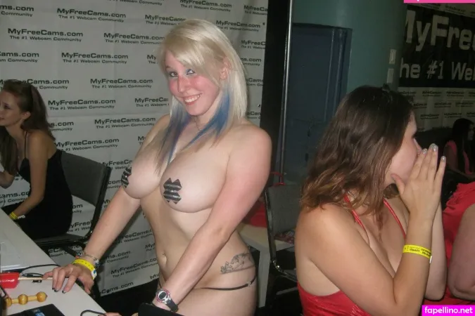 Bunny Brooks OnlyFans Thumbnail #vfezRUmTpn