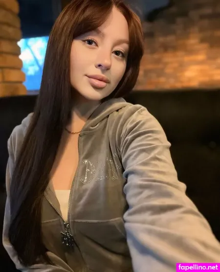 Bunny Emilia OnlyFans Thumbnail #YQxF6PJzOm