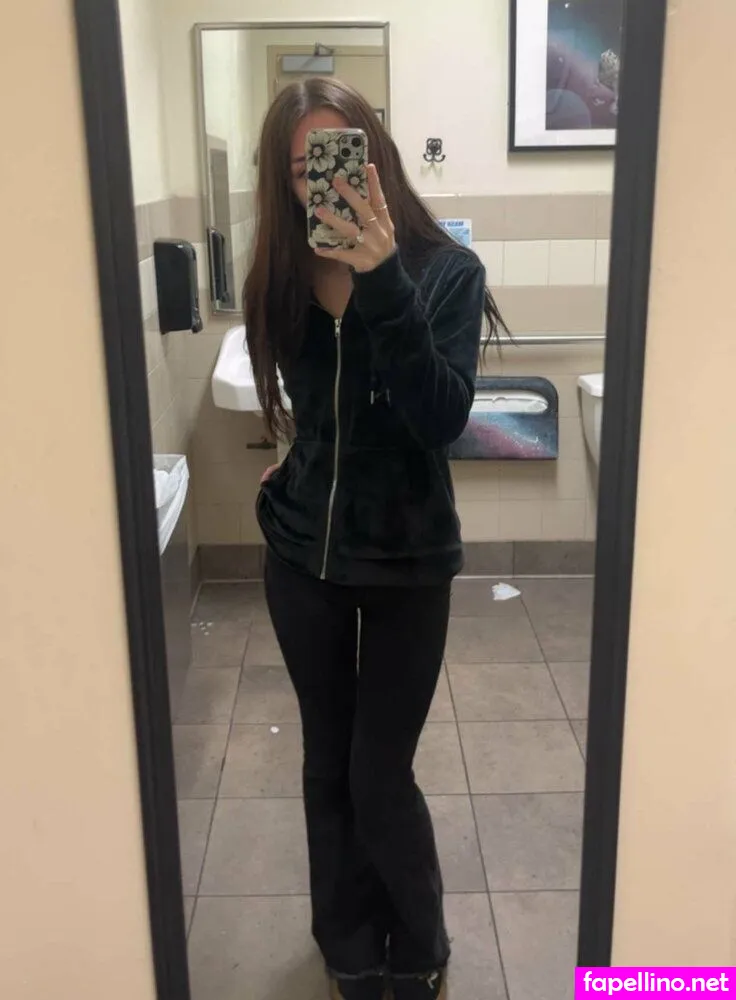 bunny.maeee Nude Leaked OnlyFans Photo #0Z2h8NkIF6