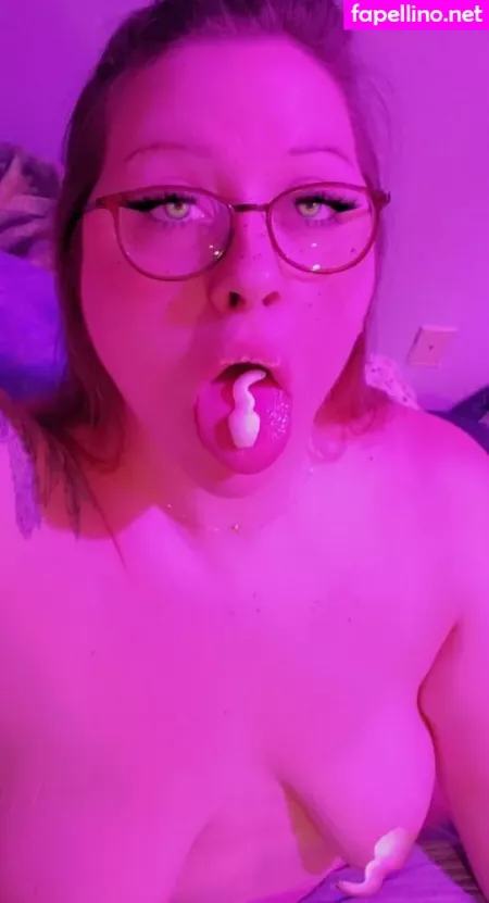Bunnyvelvettvfree OnlyFans Thumbnail #3VsYwbZJGp
