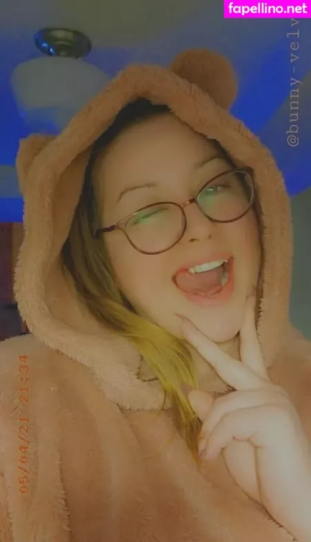 Bunnyvelvettvfree OnlyFans Thumbnail #aWcfhAMuI1