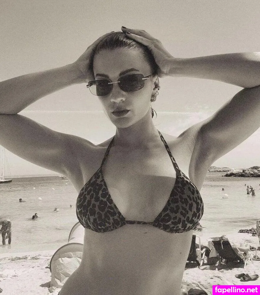 Burcu Ozberk, burcuozberk Nude Leaked OnlyFans Photo #CGxHE16EuA