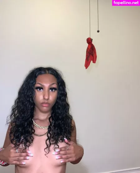 Burlz OnlyFans Thumbnail #u6hrUHCKkA