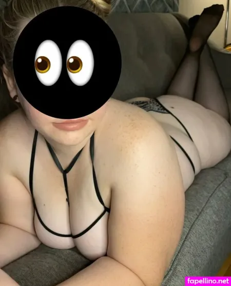 Burninelle OnlyFans Thumbnail #1clIVKC0qS
