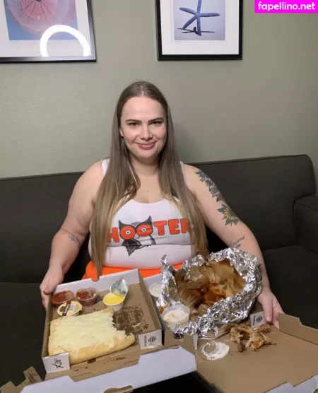 Burstingbabe OnlyFans Thumbnail #CPTb5PE9to