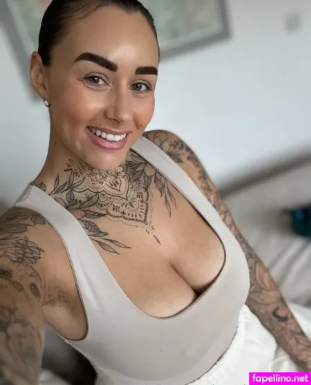 Busty Belle 2 OnlyFans Thumbnail #MWuN56QS1U
