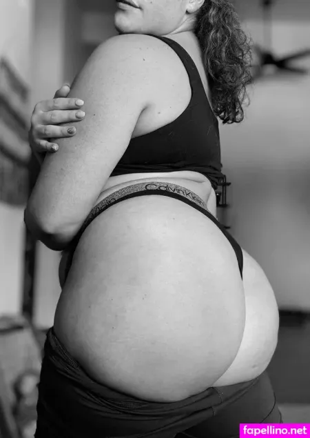 Busty Brunette OnlyFans Thumbnail #dCyFz24qcs