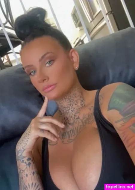 Busty Bunni OnlyFans Thumbnail #0BeDv5desE