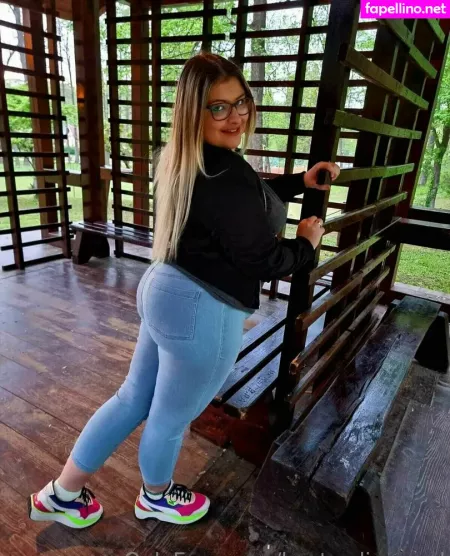 Busty Diamond OnlyFans Thumbnail #VRKv6HoDDv