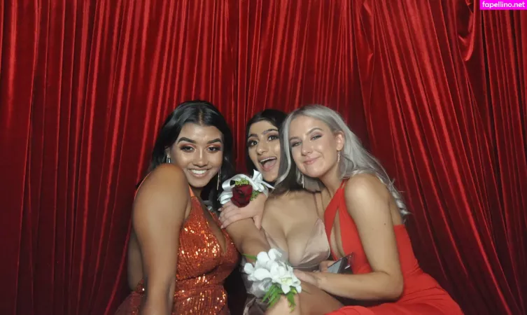 Busty Indian OnlyFans Thumbnail #juhis0Dppl