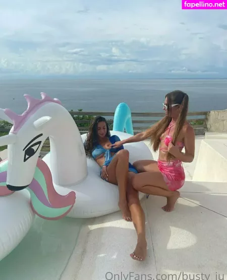 Busty Ju OnlyFans Thumbnail #9nel1QDBFW