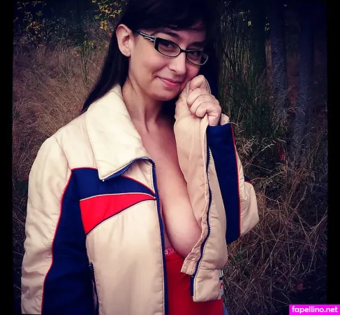 Busty Kinsey OnlyFans Thumbnail #C9ZcYO9TLK