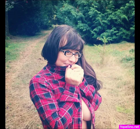 Busty Kinsey OnlyFans Thumbnail #CO9CjrpvJX