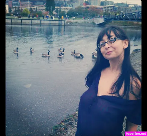 Busty Kinsey OnlyFans Thumbnail #PW5AXtcB7u