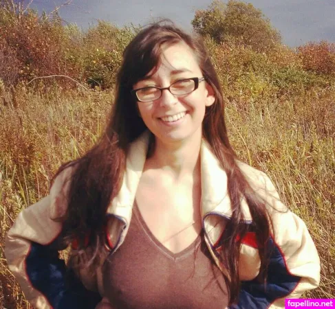 Busty Kinsey OnlyFans Thumbnail #YF1Ogpctd3