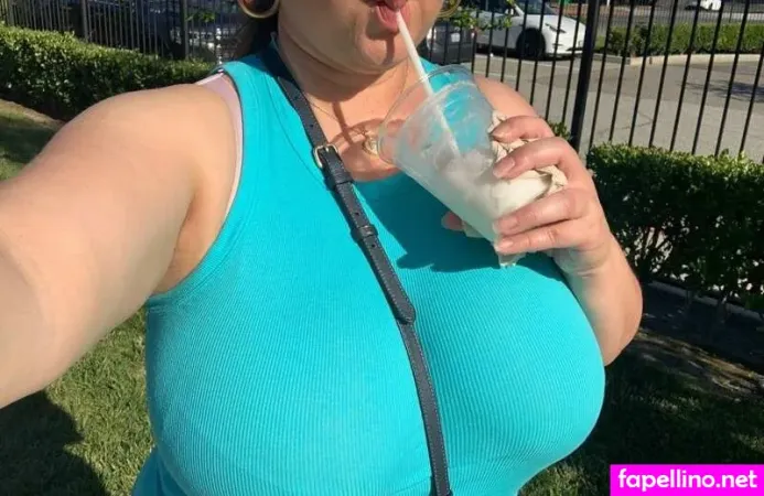Busty Las Vegas Bunny OnlyFans Thumbnail #1xBQAqPFZX