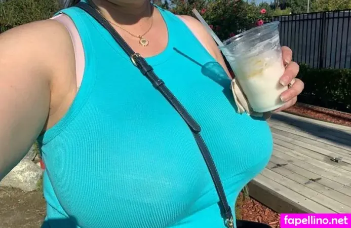 Busty Las Vegas Bunny OnlyFans Thumbnail #9b2ps2PZuf