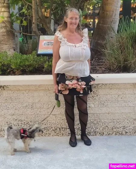 Busty Petra Main Profile Photo