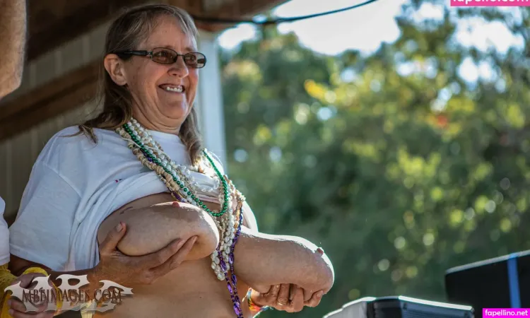 Busty Petra OnlyFans Thumbnail #YSuKBUxuKW