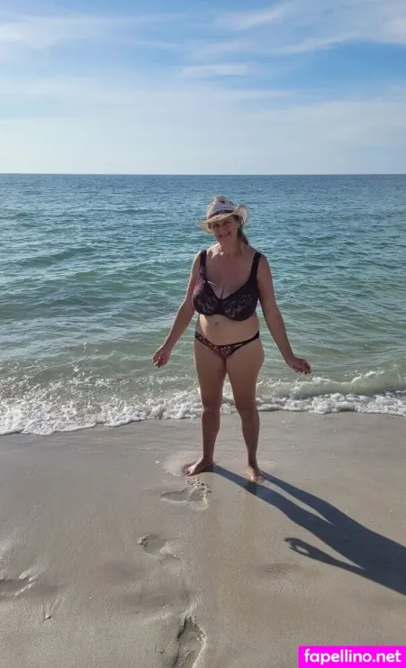 Busty Petra OnlyFans Thumbnail #dRABA7Tryn