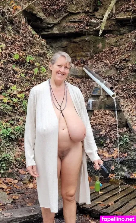 Busty Petra OnlyFans Thumbnail #wxr89P2rUK