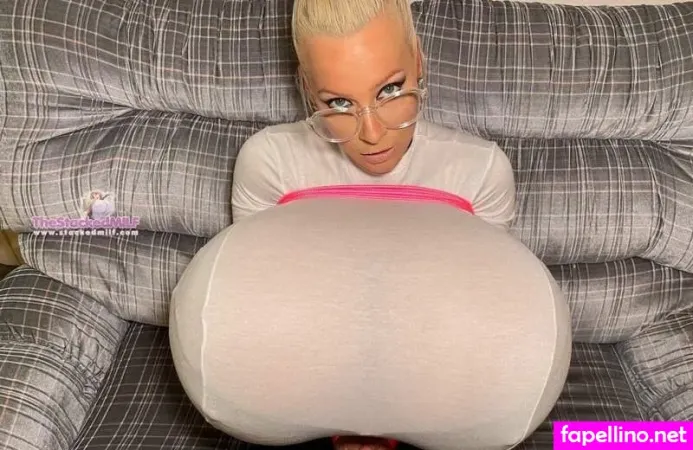 Busty Sasha OnlyFans Thumbnail #25G6kIMnvT