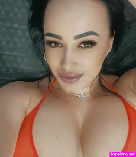 Busty Sexy Lora OnlyFans Thumbnail #SlNcU6gmLC