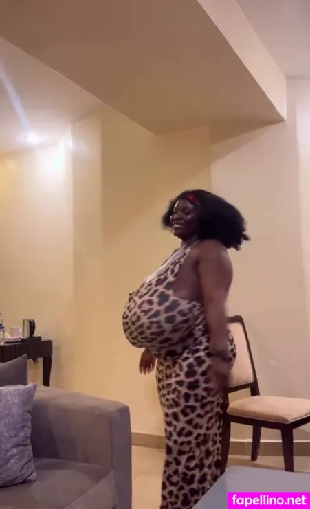 Busty Vivian OnlyFans Thumbnail #RQxRI3VATg